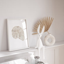 Load image into Gallery viewer, Coastal beige sea shell art print 07-119