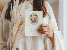 Load image into Gallery viewer, 03083 sage green Silly goose Photo thank you card template
